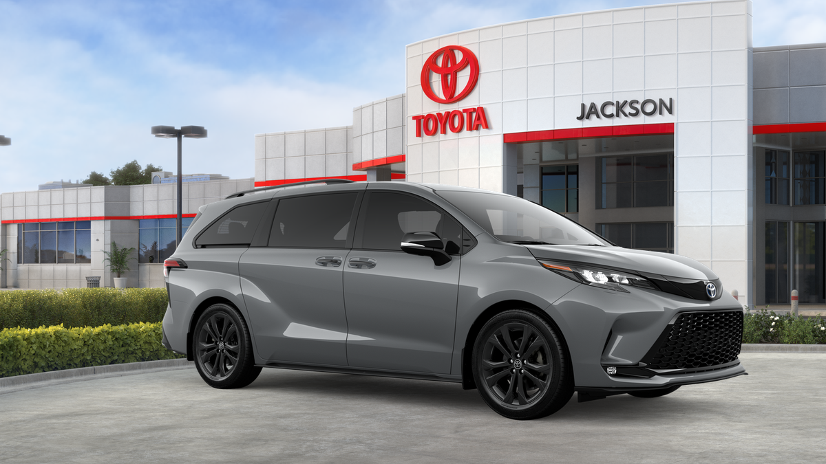 2025 Toyota Sienna XSE