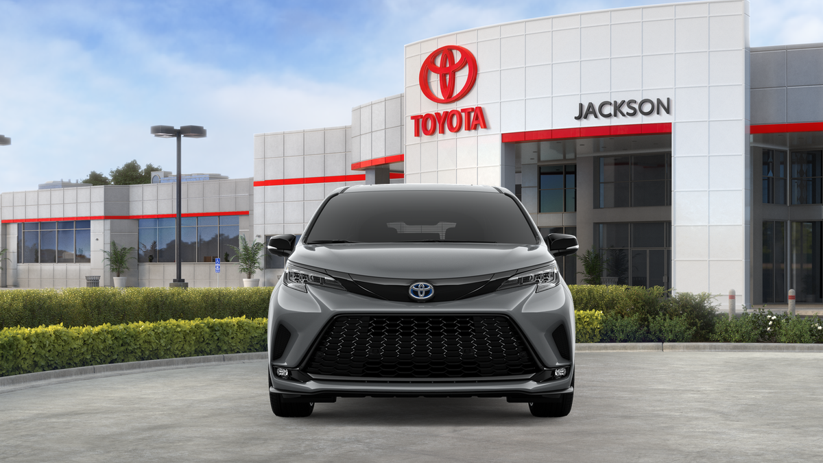 2025 Toyota Sienna XSE