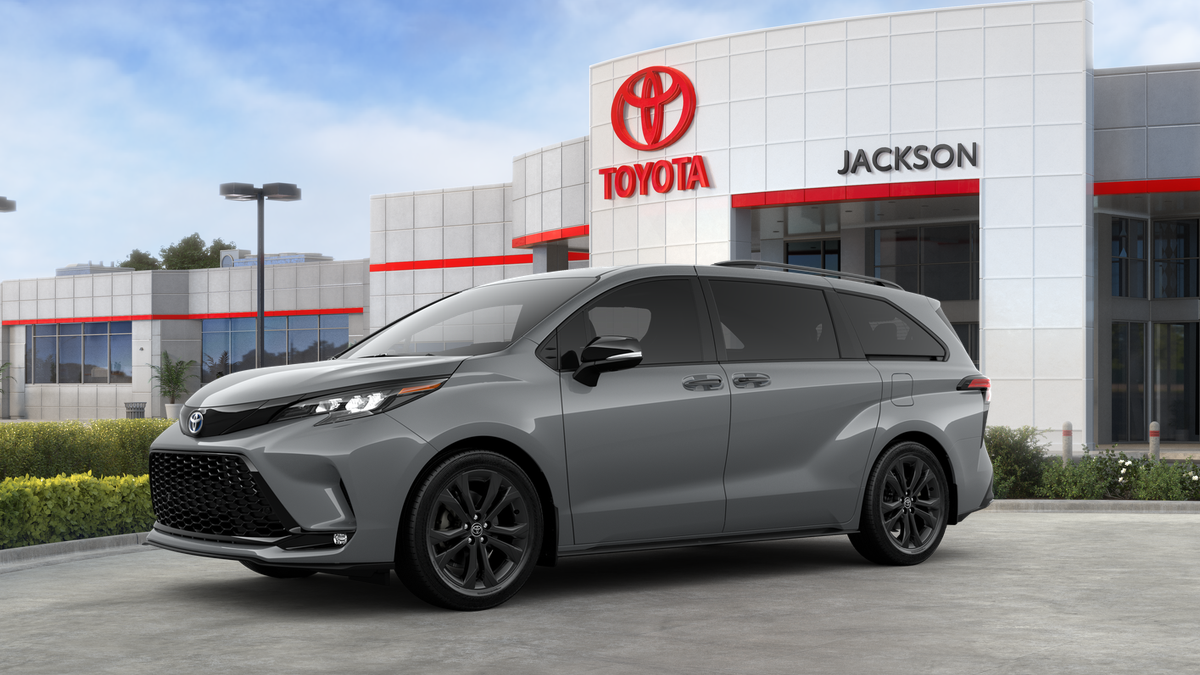 2025 Toyota Sienna XSE