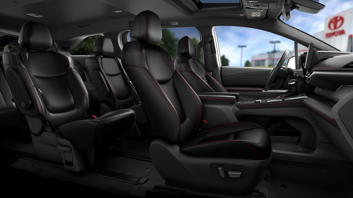 2025 Toyota Sienna XSE
