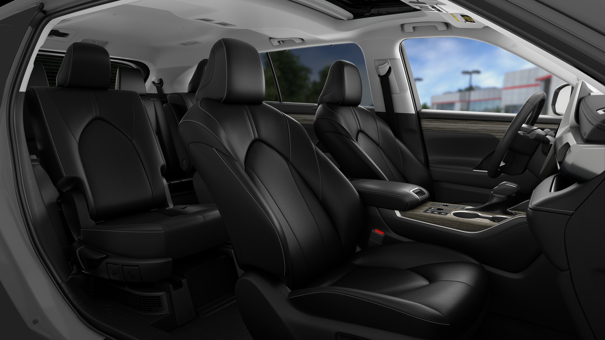 2026 Toyota Highlander Hybrid Limited