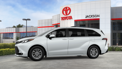 2026 Toyota Sienna XLE