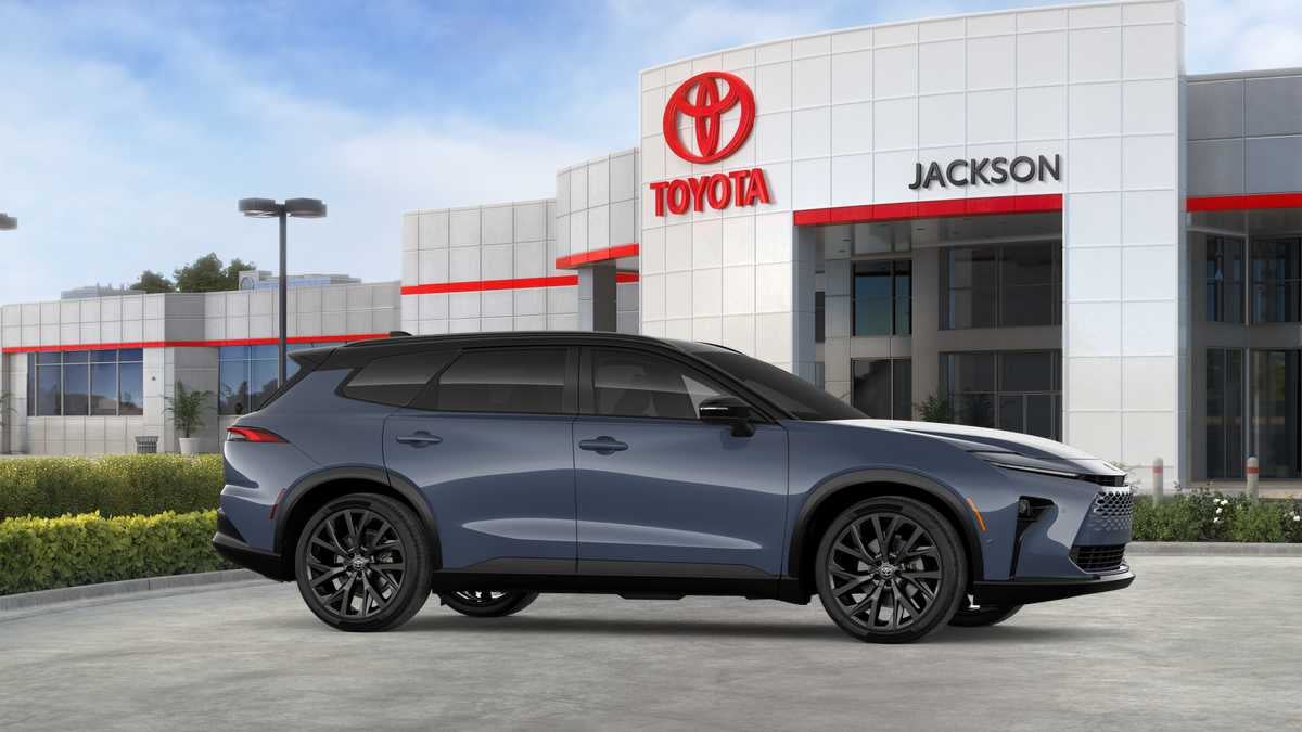 2026 Toyota Toyota Crown Signia Limited