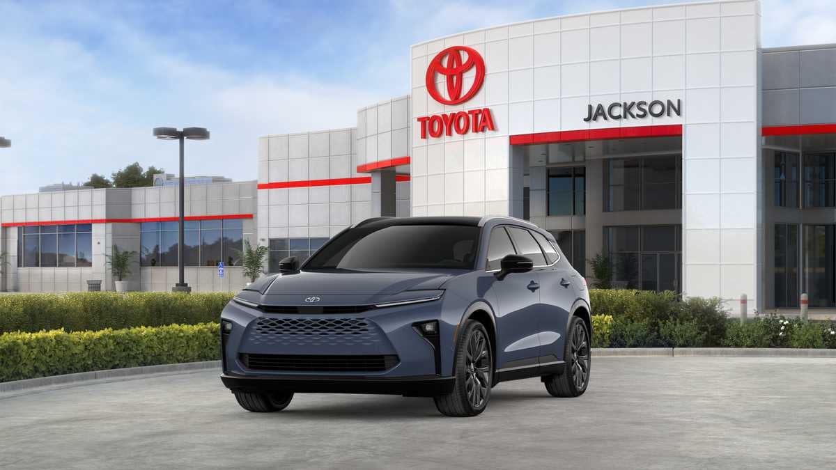 2026 Toyota Toyota Crown Signia Limited
