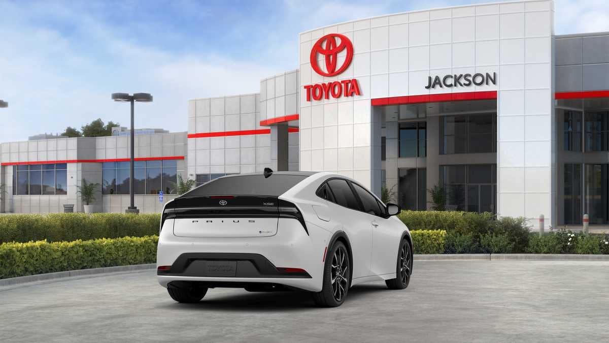 2026 Toyota Prius Plug-in Hybrid XSE Premium - Photo 9