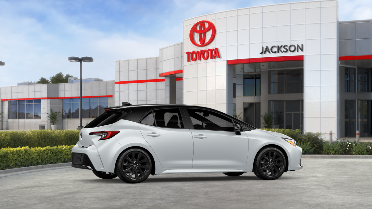 2027 Toyota Corolla Hatchback XSE